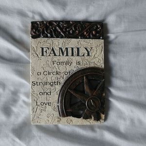 "Family" wall plaque